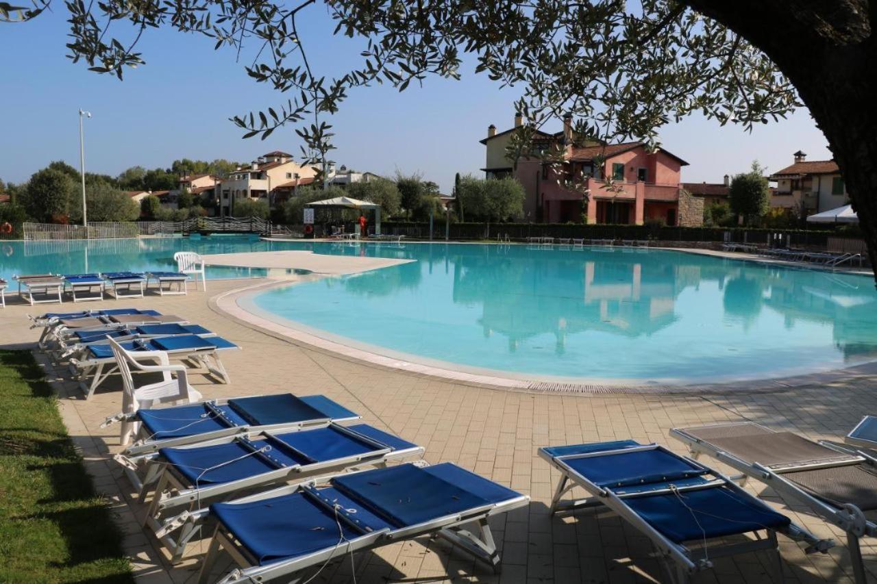 Maloma Apartment Peschiera del Garda Exterior photo